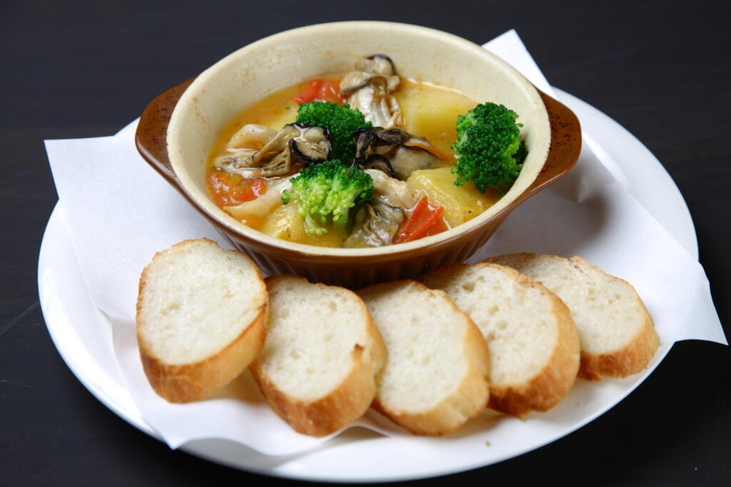 アヒージョとパン