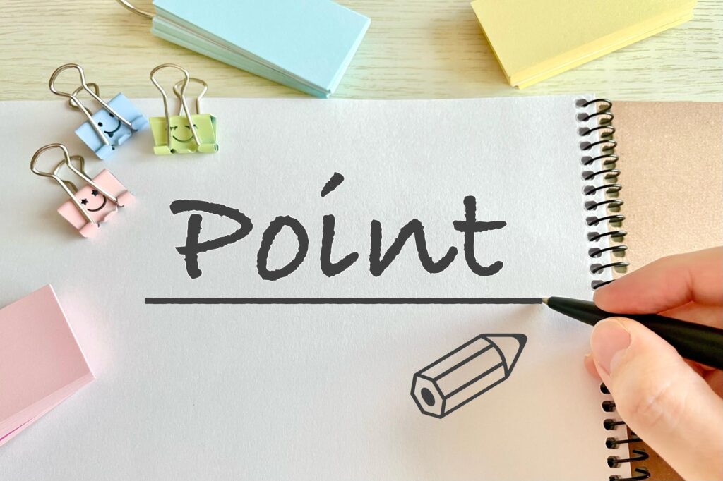 ノートにPointと書き込む様子
